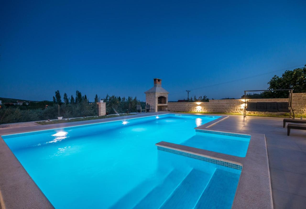 Poolincluded - Holiday Home Maslina Lisane Ostrovicke Exterior foto